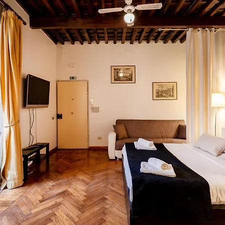 Plaza Collection Apartment