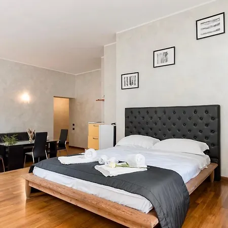 Plaza Collection Apartment *