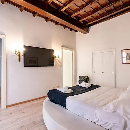 Plaza Collection Apartment Rome