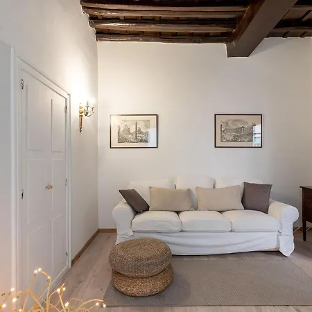 Plaza Collection Apartment Rome